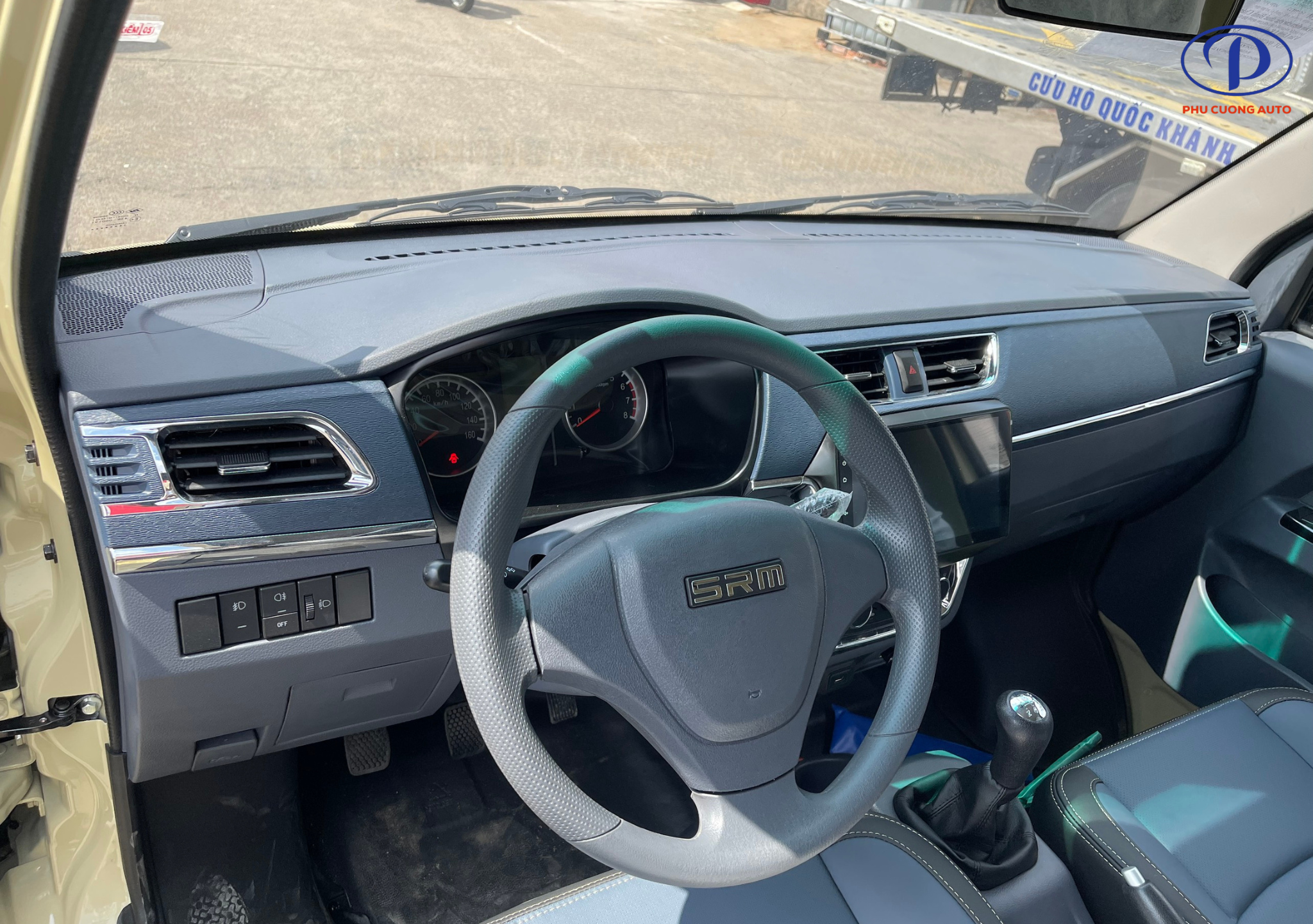 Nội thất xe VAN SRM X30i 2 CHỖ