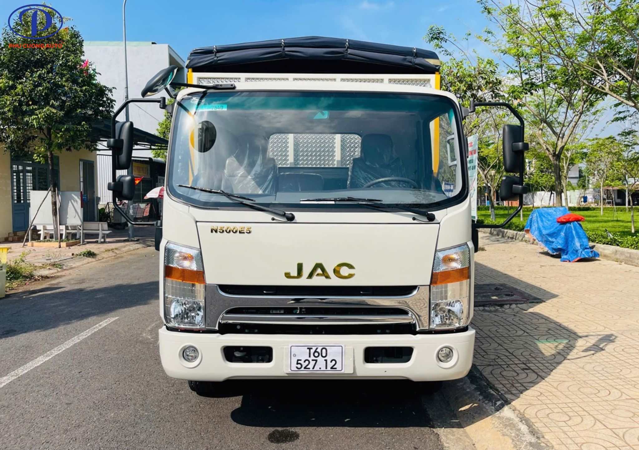 dau-cabin-xe-tai-jac-n500e5-bung-nhom