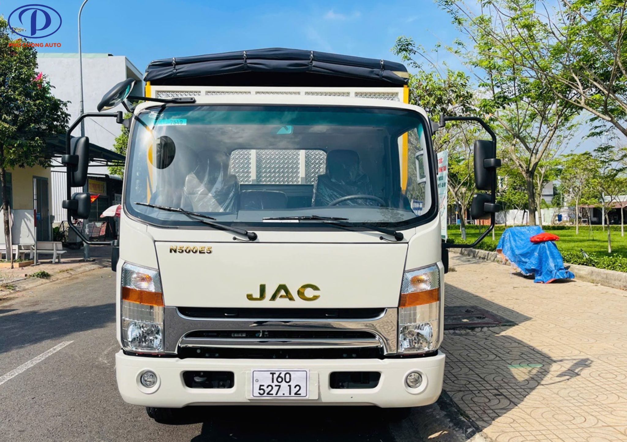 dau-cabin-xe-tai-jac-n650e5-bung-nhom