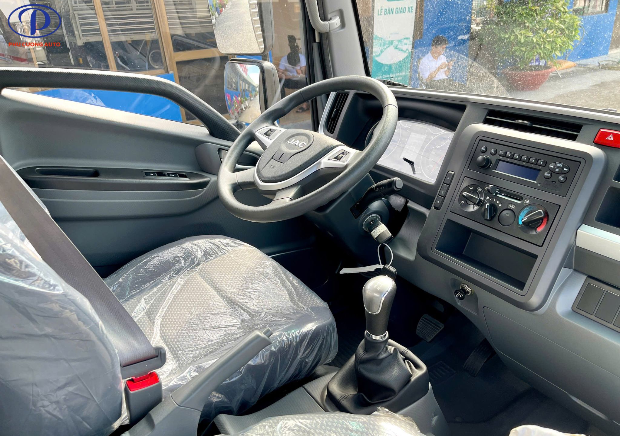 noi-that-xe-tai-jac-n250se5