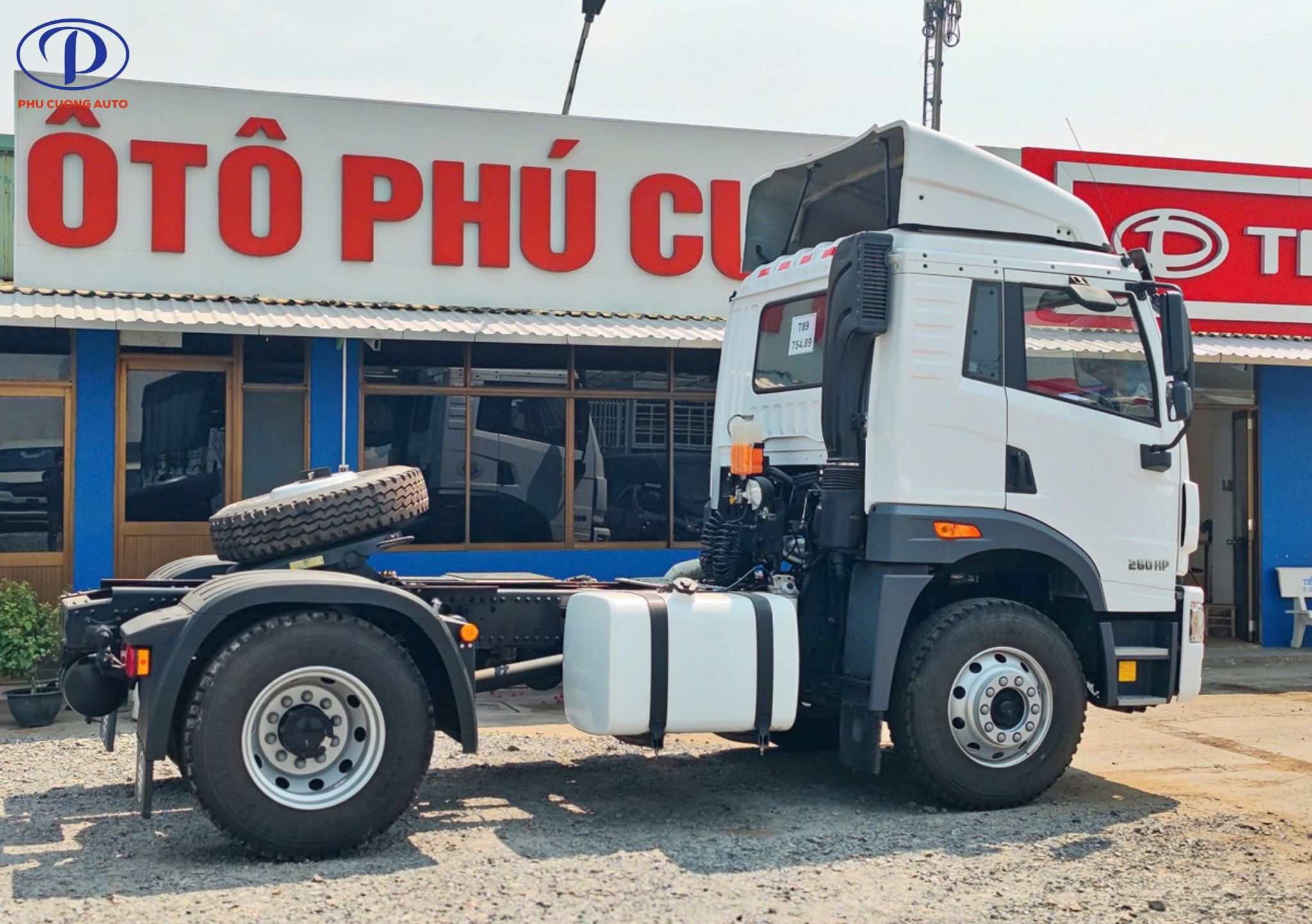 binh-nhien-lieu-dau-keo-faw-1-cau