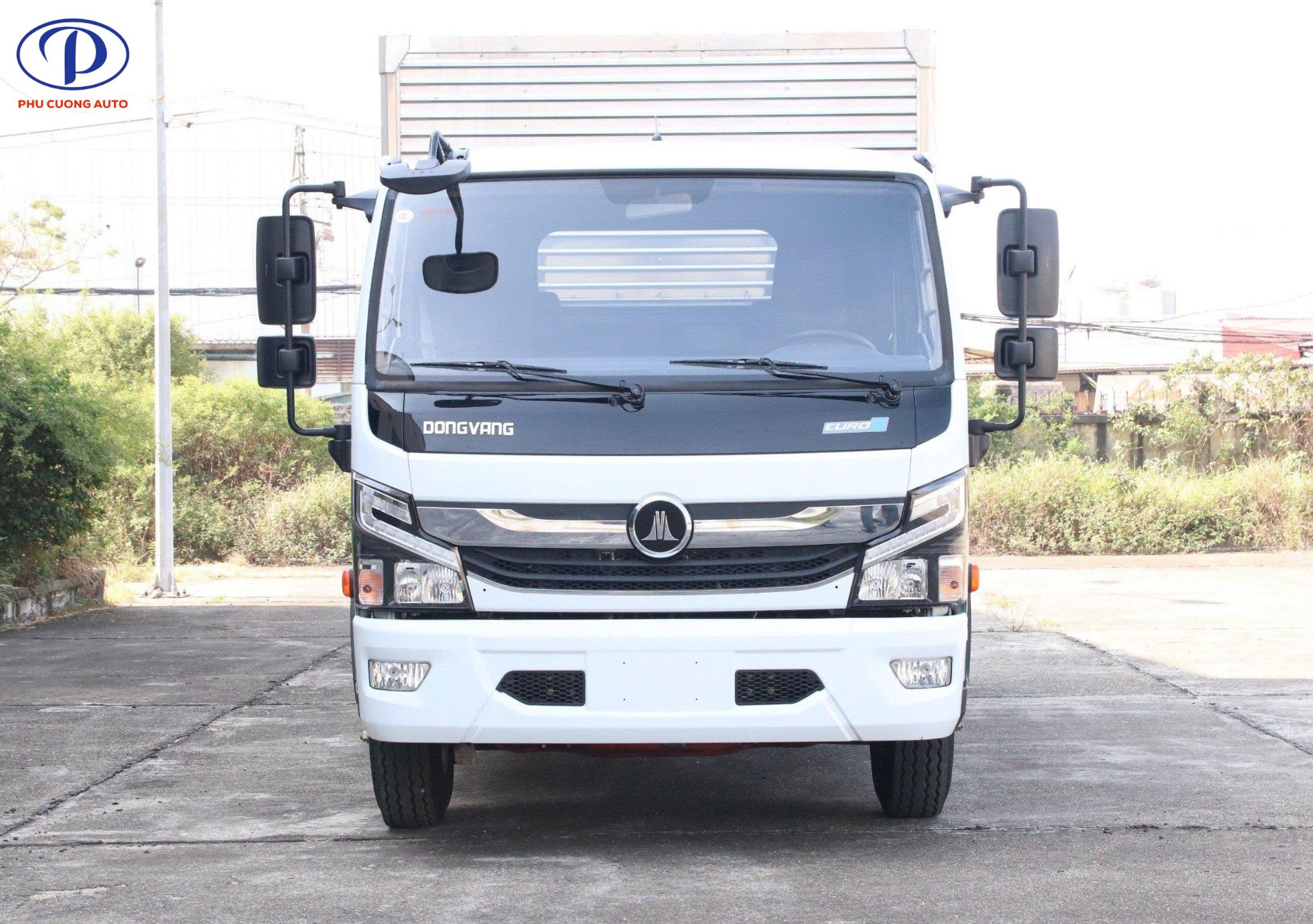 dau-cabin-xe-tai-dong-vang-ns700-thung-kin