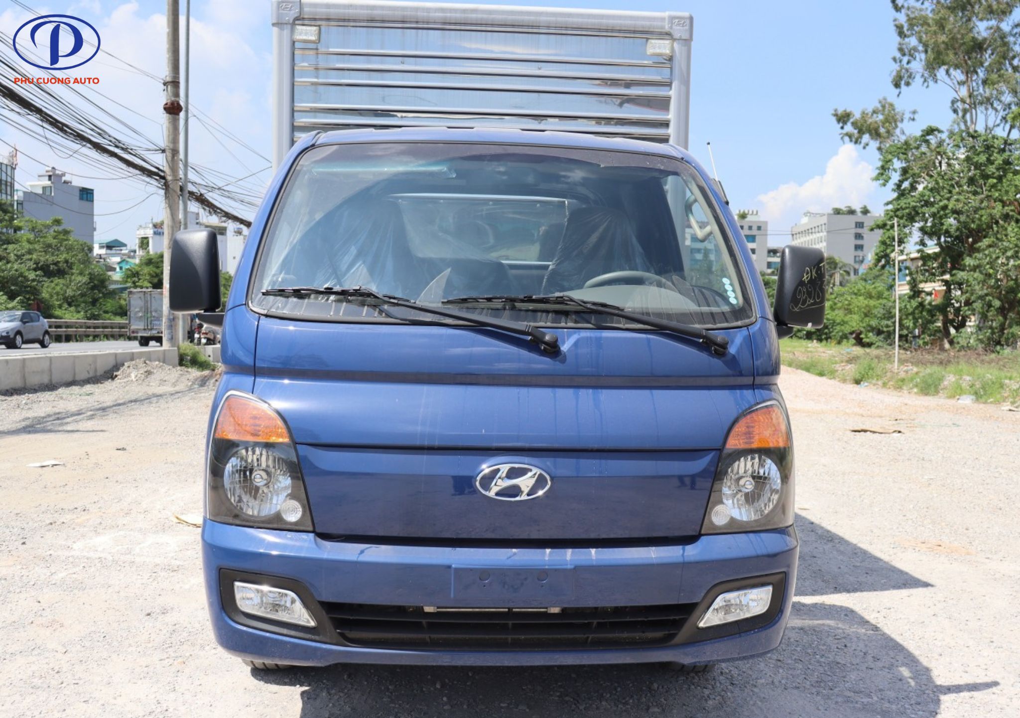 dau-cabin-xe-tai-hyudai-h150-thung-kin