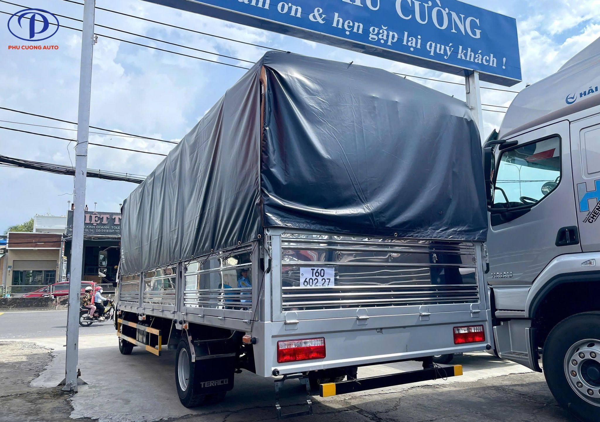 khoang-thung-bat-6m3-cua-xe-tai-tera-345sl-plus