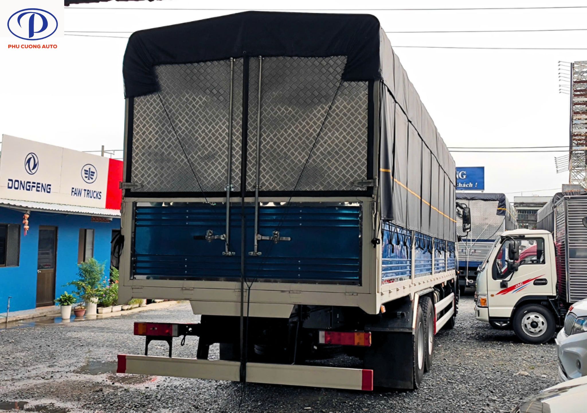 khoang-thung-xe-dongfeng-3-chan-kr270-14.3-tan
