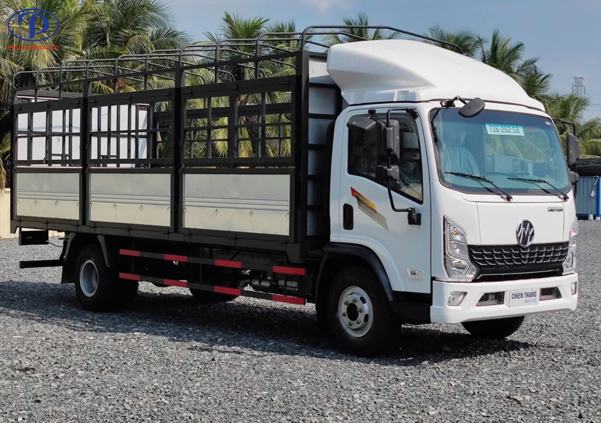than-xe-tai-chien-thang-thung-dai-6m2