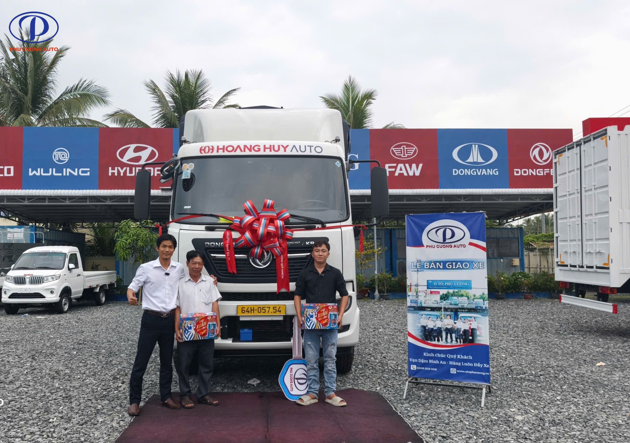 ban-giao-xe-dongfeng-kr180-anh-muoi