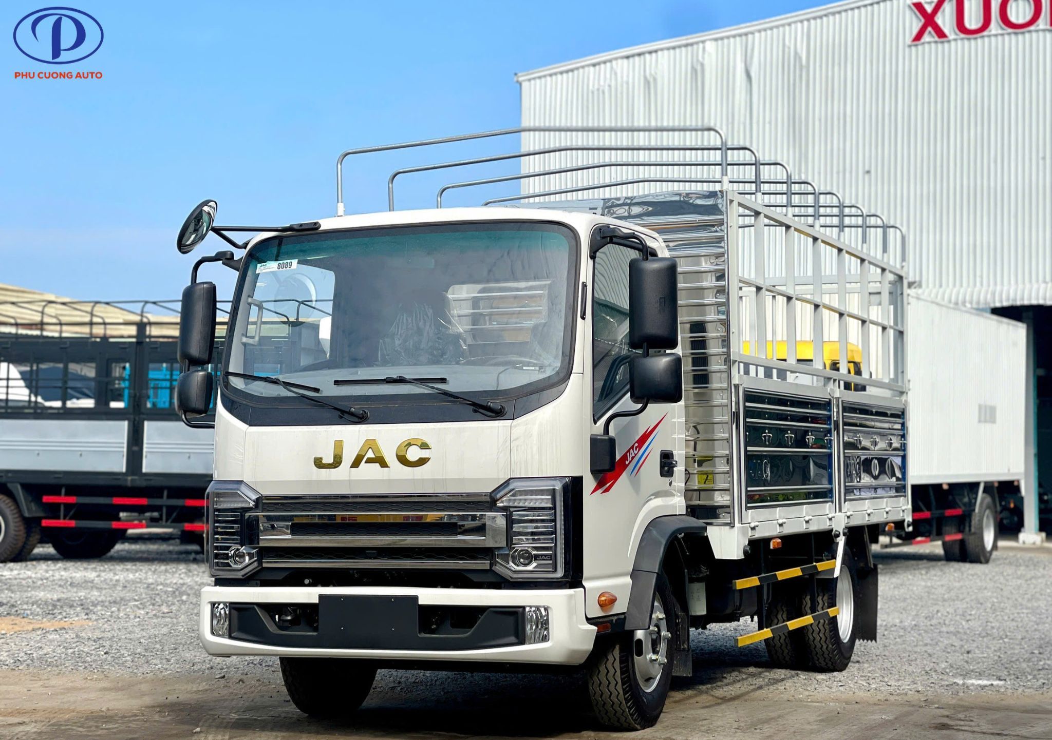 xe-jac-n250s-e5-thung-bat